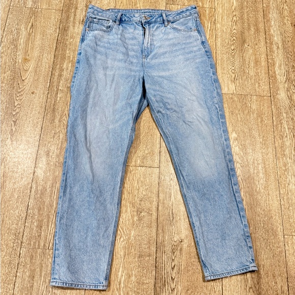 American Eagle Outfitters Light Blue High Rise Jeans - Picture 1 of 1